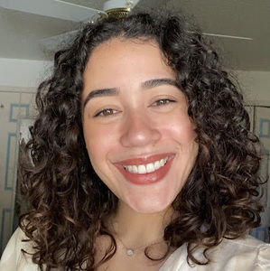 Meet your Posher, Nilzaida